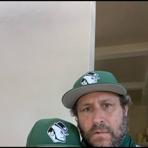 Meet your Posher, Corey